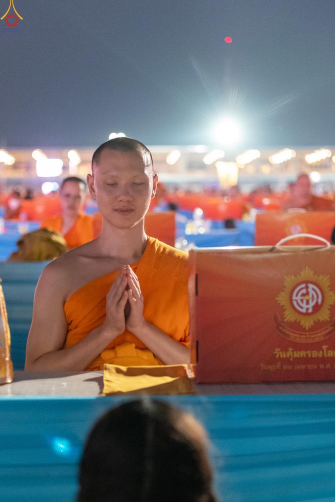 ภาพ No.324151:วันที่ 22 เมษายน พ.ศ.2569 (วันคุ้มครองโลก) พิธีถวายมหาสังฆทาน 40,000 กว่าวัดทั่วประเทศ ณ ลานธรรม พระมหาธรรมกายเจดีย์ วัดพระธรรมกาย