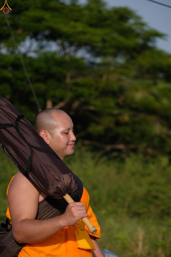 ภาพ No.287808:วันที่ 3 มกราคม พ.ศ. 2569 พิธีต้อนรับพระธรรมยาตรา ครั้งที่ 2 (ภาพชุดที่ 2) ในโครงการธรรมยาตรา กตัญญูบูชา มหาปูชนียาจารย์ พระมงคลเทพมุนี(สด จนฺทสโร) พระผู้ปราบมาร อนุสรณ์สถาน 7 แห่ง ปีที่ 14 ณ อนุสรณ์สถานมหาวิหารพระมงคลเทพมุนี (โลตัสแลนด์) อ.สองพี่น้อง จ.