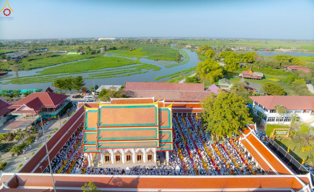 ภาพ No.292966:วันที่ 11 มกราคม พ.ศ. 2569 พิธีต้อนรับพระธรรมยาตรา ณ อนุสรณ์สถานลำดับที่ 3 (ภาพชุดที่ 2) สถานที่เกิดในเพศสมณะ วัดสองพี่น้อง อำเภอสองพี่น้อง จังหวัดสุพรรณบุรี ในโครงการธรรมยาตรา กตัญญูบูชา มหาปูชนียาจารย์ พระมงคลเทพมุนี(สด จนฺทสโร) พระผู้ปราบมาร อนุสรณ์สถ