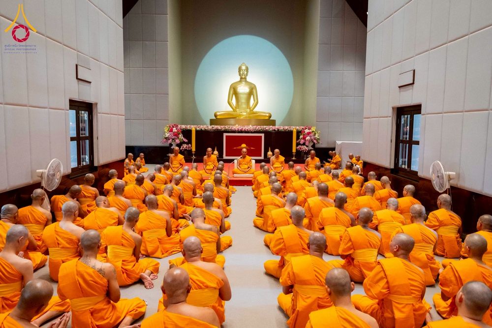 ภาพ No.277762:วันเสาร์ที่ 6 ธันวาคม พ.ศ. 2568 พิธีบรรพชาอุปสมบทและพิธีถวายบาตร โครงการอุปสมบทบูชาธรรมมหาปูชนียาจารย์ ประจำปี พ.ศ.2568 โครงการบวชพระนานาชาติ AEC และ WAB รุ่น CEO (นักบริหาร) รุ่นที่ 5 ณ มหาธรรมกายเจดีย์ วัดพระธรรมกาย