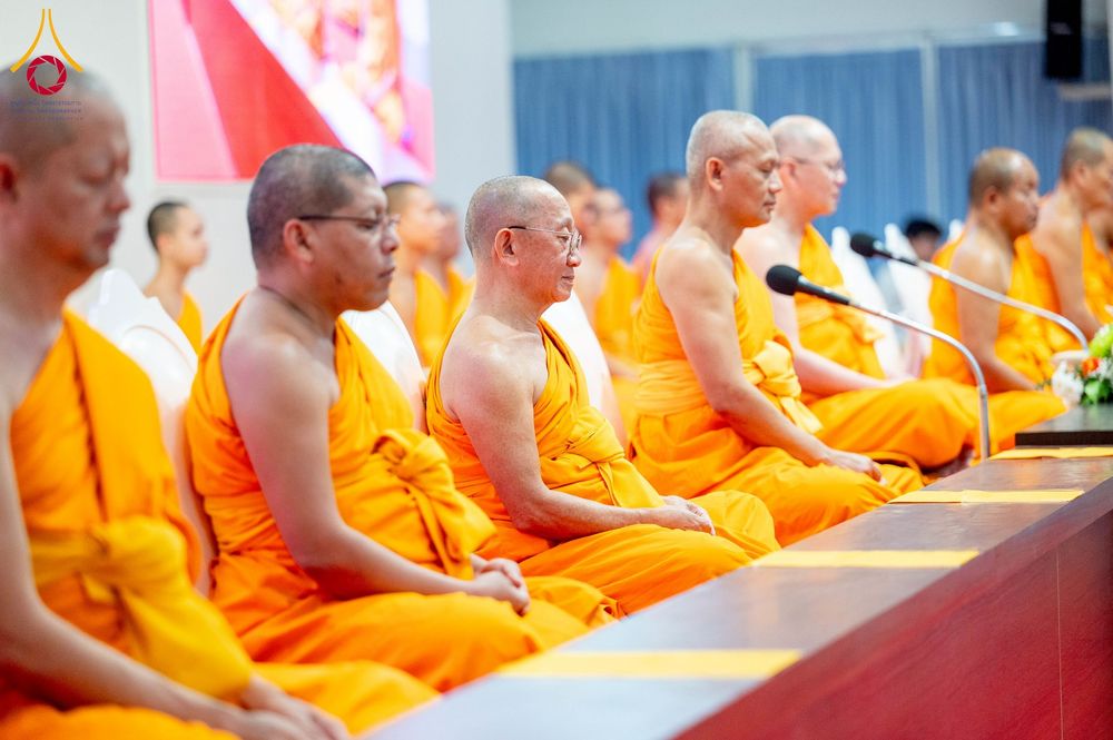 ภาพ No.274978:วันอาทิตย์ที่ 30 พฤศจิกายน พ.ศ. 2568 พิธีทอดผ้าป่า "สร้างองค์พระเจดีย์เพื่อสร้างสันติภาพโลก" ณ ศูนย์ปฏิบัติธรรมระยอง (บ้านช่องลม)