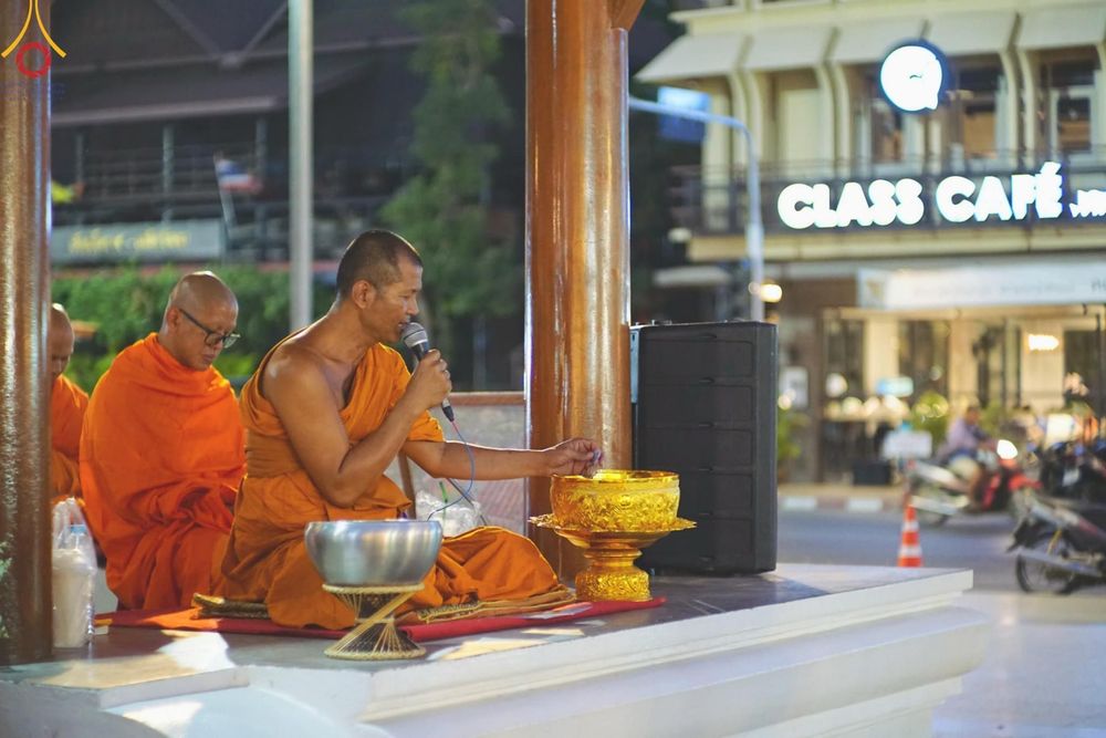 ภาพ No.125841:V.29 ทุ่มเท เพื่อโคราช การเตรียมงานของหน่วยงานต่างฯ เพื่อพิธีทำบุญเมืองนครราชสีมา ฉลอง 556 ปี ตักบาตรพระ 10,000 รูป ในวันเสาร์ที่ 2 มีนาคม พ.ศ.2567 ณ อนุสาวรีย์ท้าวสุรนารี จ.นครราชสีมา จัดโดย คณะสงฆ์จังหวัดนครราชสีมา ร่วมกับสำนักงานจังหวัดนครราชสีมา