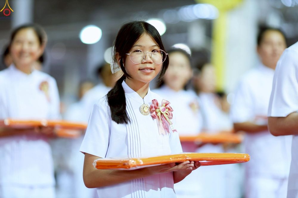 ภาพ No.244004:วันอาทิตย์ที่ 7 กันยายน พ.ศ. 2568 พิธีทอดผ้าป่าสมทบกฐินวัดพระธรรมกาย และสมทบกฐิน 30,000 วัดทั่วไทย ครั้งที่ 2 ณ ห้องแก้วสารพัดนึก 1 วัดพระธรรมกาย