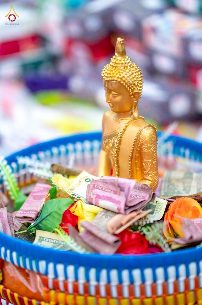 ภาพ No.257583:วันที่ 17 ตุลาคม พ.ศ. 2568 พิธีทอดกฐินสมทบวัดกัลยาณมิตรต่างประเทศ  บูชาธรรม 81 ปี หลวงพ่อธัมมชโย ณ ศูนย์ปฏิบัติธรรมไมตรีปูร์ เมืองคาร์การชารี ประเทศบังกลาเทศ 