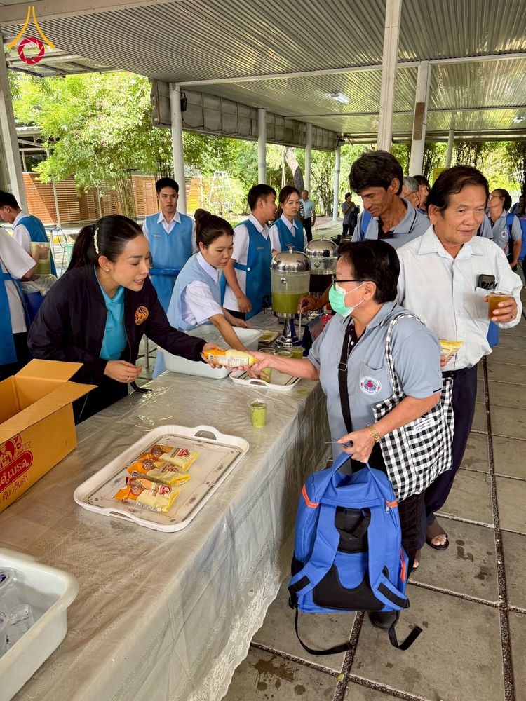 ภาพ No.259775:วันที่ 24 ตุลาคม พ.ศ. 2568 รพ.สต.คลองหนึ่ง อ.คลองหลวง สังกัด อบจ.ปทุมธานี จัดประชุมและมอบครุภัณฑ์ทางการแพทย์ เสริมพลัง อสม. ขับเคลื่อนสุขภาพชุมชนอย่างยั่งยืน ณ วัดพระธรรมกาย