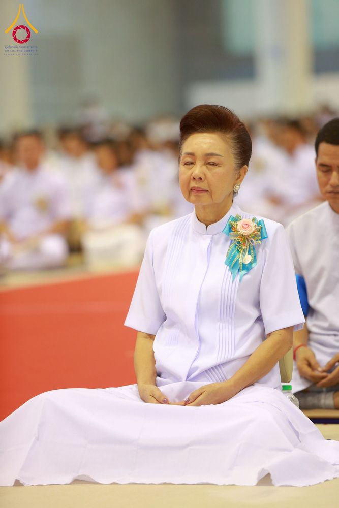 ภาพ No.264373:วันอาทิตย์ที่ 2 พฤศจิกายน พ.ศ. 2568 พิธีบูชาข้าวพระ ณ สภาธรรมกายสากล วัดพระธรรมกาย