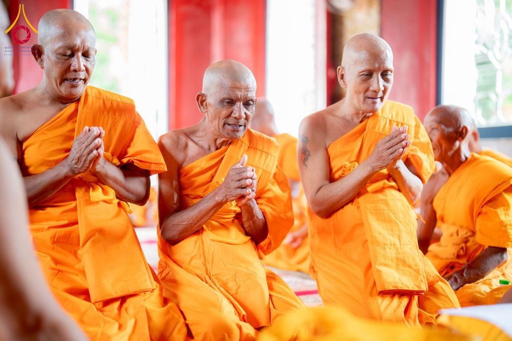 ภาพ No.278320:วันศุกร์ที่ 5 ธันวาคม พ.ศ. 2568 (วันพ่อแห่งชาติ) พิธีบรรพชาอุปสมบทหมู่ธรรมทายาท จำนวน 16 รูป โครงการบรรพชาอุปสมบทหมู่ รุ่นบูชาธรรมมหาปูชนียาจารย์ ประจำปี 2568  ณ ศูนย์ปฏิบัติธรรมและอบรมเยาวชนพระนครศรีอยุธยา จ.พระนครศรีอยุธยา