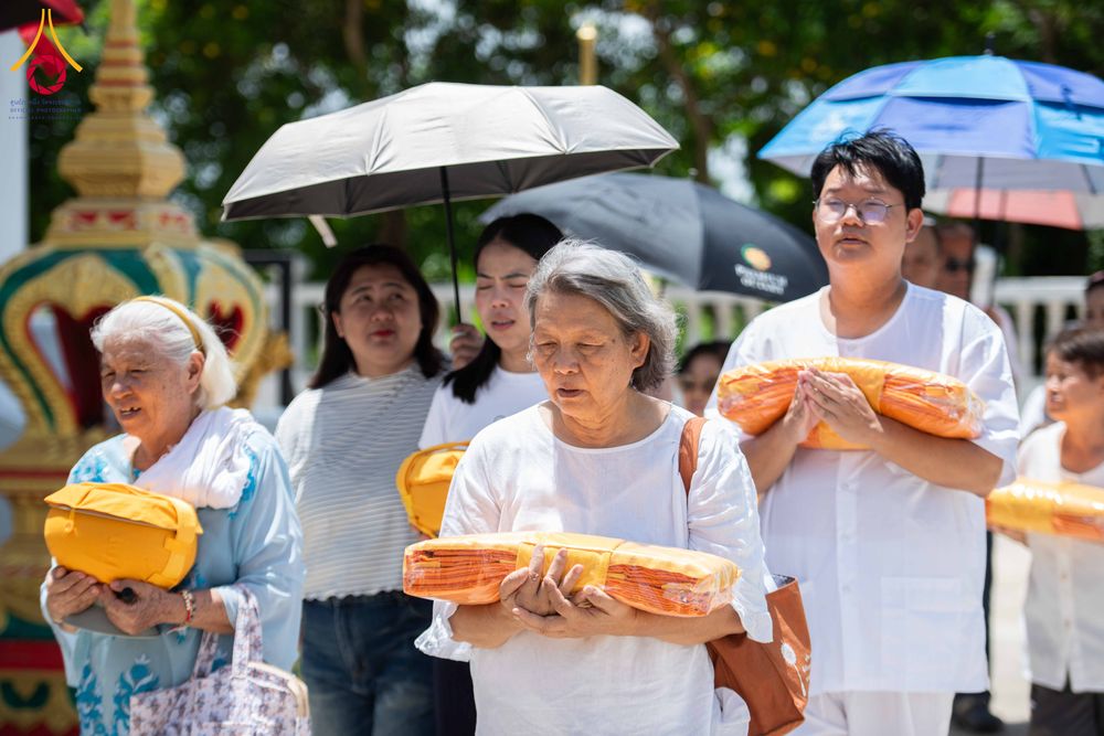 ภาพ No.341664:วันเสาร์ที่ 25 กรกฎาคม พ.ศ. 2569 พิธีตัดปอยผม ปลงผม พิธีบรรพชาอุปสมบทหมู่  โครงการบรรพชาอุปสมบทหมู่ รุ่นเข้าพรรษา ประจำปี 2569 ณ ศูนย์ปฏิบัติธรรมบุญประสาน จังหวัดนครราชสีม