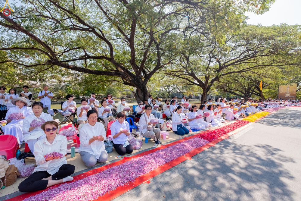 ภาพ No.304076:วันที่ 25 มกราคม พ.ศ. 2569 พิธีต้อนรับพระธรรมยาตรา  รร.สามัคคีราษฏร์บำรุง-วัดพระธรรมกาย ในโครงการธรรมยาตรา กตัญญูบูชา มหาปูชนียาจารย์ พระมงคลเทพมุนี(สด จนฺทสโร) พระผู้ปราบมาร อนุสรณ์สถาน 7 แห่ง ปีที่ 14