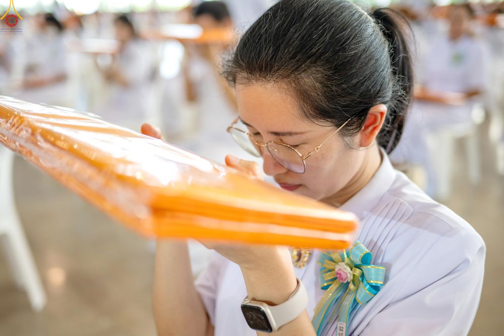 ภาพ No.318425:วันอาทิตย์ต้นเดือนที่ 5 เมษายน พ.ศ.2569 พิธีทอดผ้าป่าสมทบมหาสังฆทาน 40,000 กว่าวัดทั่วประเทศ ณ สภาธรรมกายสากล วัดพระธรรมกาย