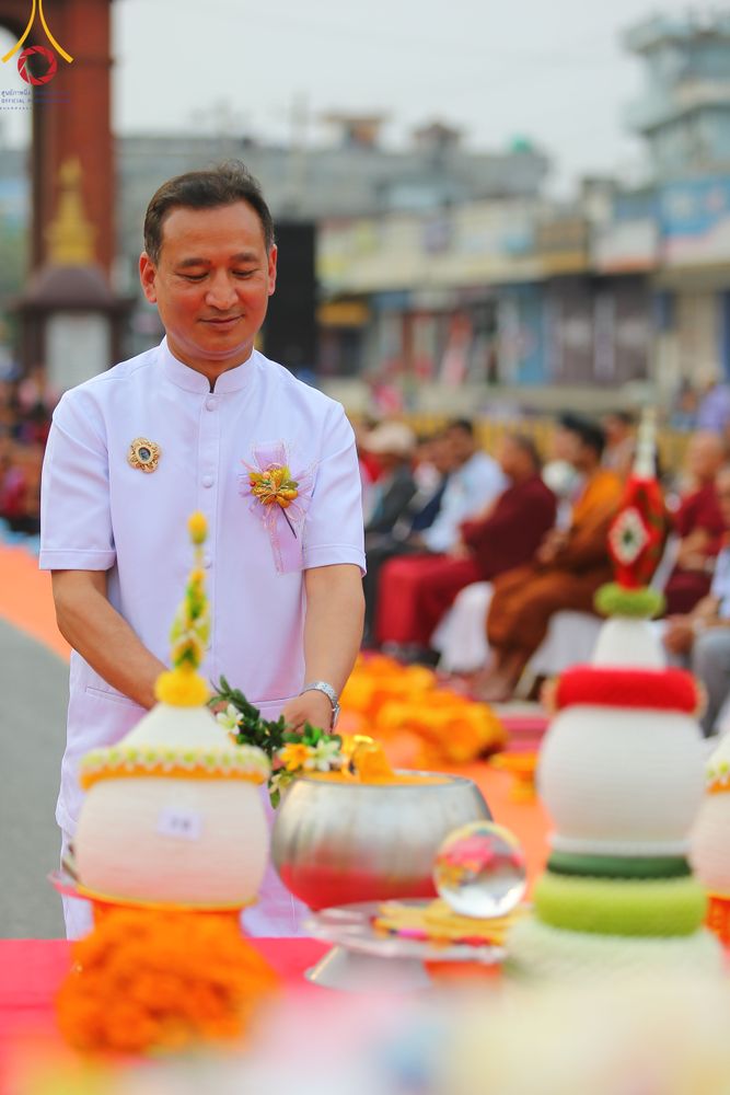 ภาพ No.317071:วันเสาร์ที่ 28 มีนาคม พ.ศ.2569 ธรรมยาตราจาริก ณ ซุ้มประตูลุมพินีเกต(Lumbini Gate) ประเทศเนปาล