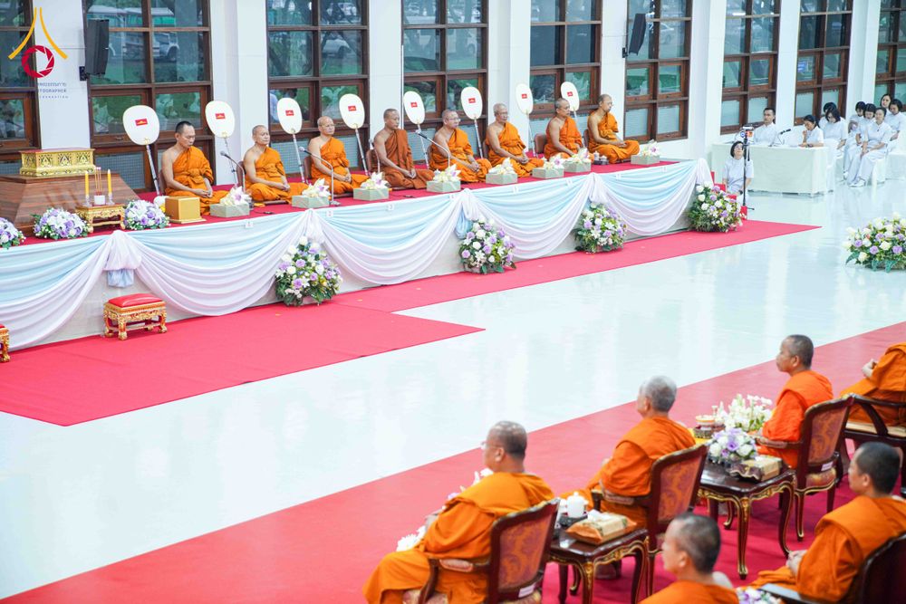 ภาพ No.315869:วันพฤหัสบดีที่ 26 มีนาคม พ.ศ. 2569 พิธีบำเพ็ญกุศล คุณพ่อณรงค์ จินตมากุล  สิริอายุ 99 ปี 11 เดือน โยมบิดา พระครูปลัดรัตนวีรวัฒน์ (รังสฤษดิ์ อิทฺธิจินตโก) ที่ปรึกษาเจ้าคณะจังหวัดปทุมธานี เจ้าอาวาสวัดพระธรรมกาย  ณ ห้องปลูกศรัทธา 2 วัดพระธรรมกาย ปทุมธานี