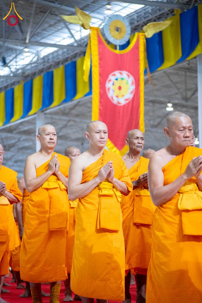 ภาพ No.308707:วันที่ 1 กุมภาพันธ์ พ.ศ. 2569 พิธีรับประกาศนียบัตร และพระของขวัญพระธรรมยาตรา ณ สภาธรรมกายสากล วัดพระธรรมกาย จ.ปทุมธานี