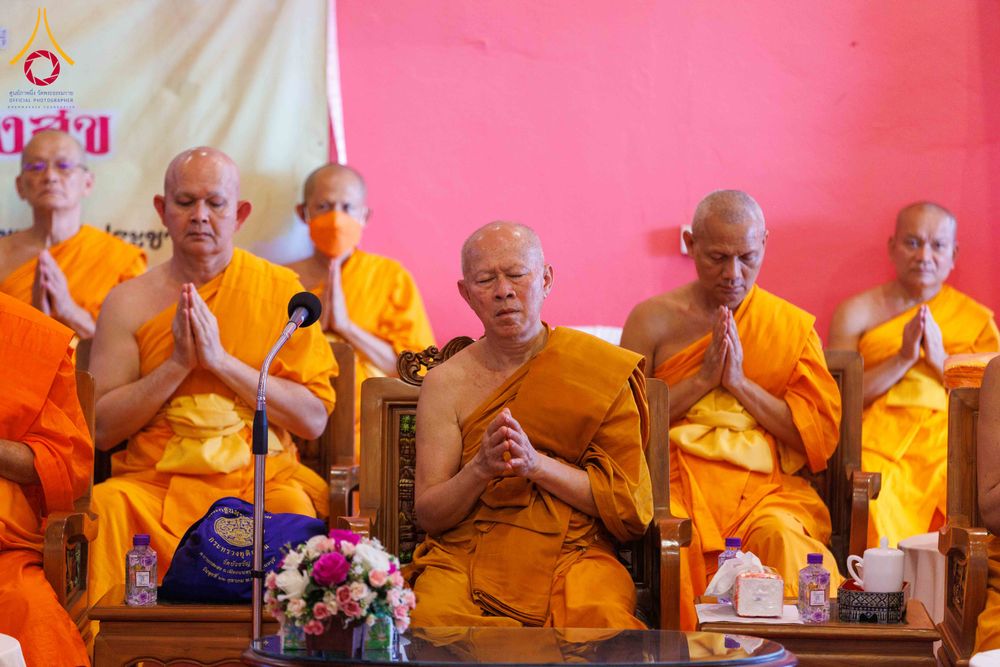 ภาพ No.298330:วันที่ 17 มกราคม พ.ศ. 2569  พิธีเจริญพระพุทธมนต์ ปฏิบัติธรรม มอบทุนการศึกษา ถวายสังฆทาน 109 วัด โครงการธรรมยาตราปีที่ 14 ณ วัดตะเคียน อำเภอบางกรวย จังหวัดนนทบุรี