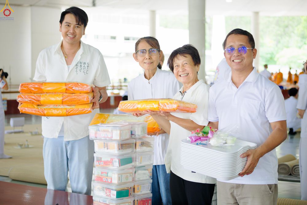ภาพ No.337512:วันจันทร์ที่ 29 มิถุนายน พ.ศ.2569 (วันพระขึ้น 15 ค่ำ เดือน 8) พิธีบุพเปตพลี ครั้งที่ 184 ณ หอฉันคุณยายอาจารย์ฯ  พิธีสวดธัมมจักกัปปวัตนสูตร ครบ 8,495,000,000 จบ ณ มหาวิหารคด วัดพระธรรมกาย