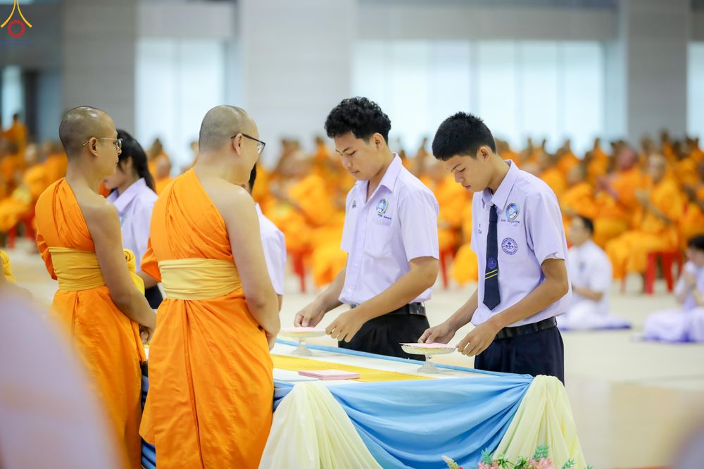 ภาพ No.339564:วันที่ 18 กรกฎาคม พ.ศ.2569 วันมหารำลึก ครั้งที่ 36 ณ ห้องแก้วสารพัดนึก 1 วัดพระธรรมกาย