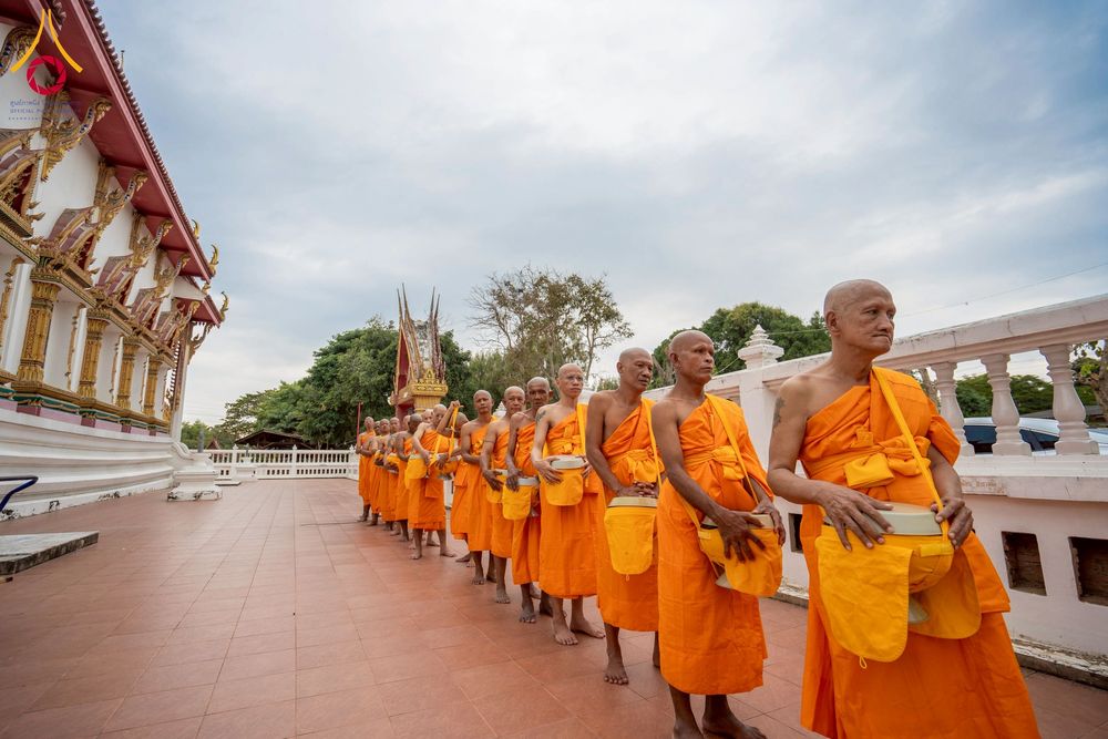 ภาพ No.278340:วันศุกร์ที่ 5 ธันวาคม พ.ศ. 2568 (วันพ่อแห่งชาติ) พิธีบรรพชาอุปสมบทหมู่ธรรมทายาท จำนวน 16 รูป โครงการบรรพชาอุปสมบทหมู่ รุ่นบูชาธรรมมหาปูชนียาจารย์ ประจำปี 2568  ณ ศูนย์ปฏิบัติธรรมและอบรมเยาวชนพระนครศรีอยุธยา จ.พระนครศรีอยุธยา