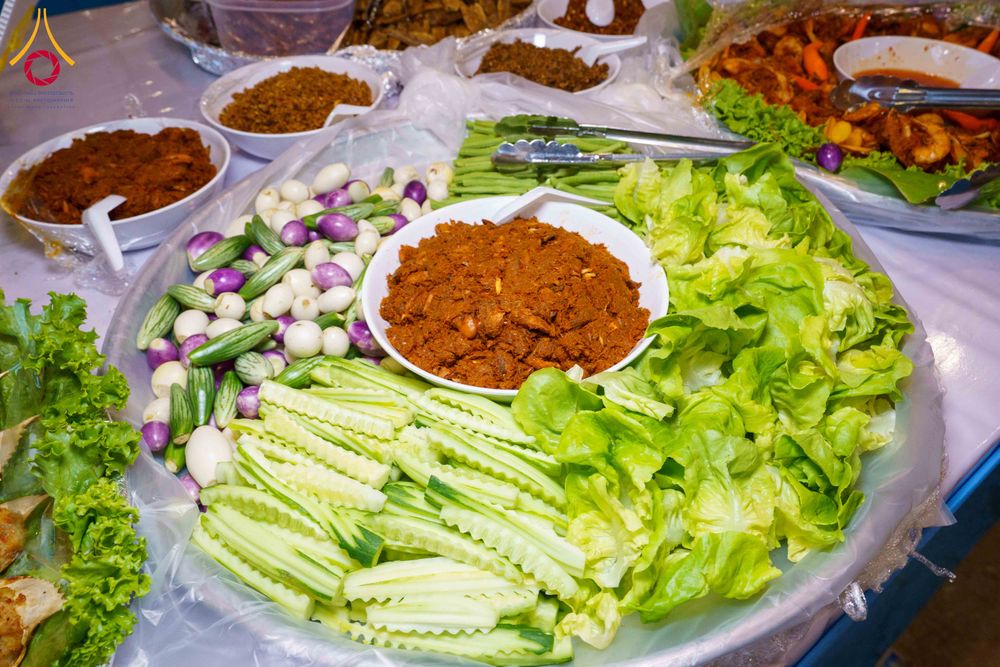 ภาพ No.303190:วันที่ 26 มกราคม พ.ศ. 2569 พิธีถวายภัตตาหารเป็นสังฆทาน แด่พระธรรมยาตรา ณ วัดพระธรรมกาย  จังหวัดปทุมธานี ในโครงการธรรมยาตรา กตัญญูบูชา มหาปูชนียาจารย์ พระมงคลเทพมุนี(สด จนฺทสโร) พระผู้ปราบมาร อนุสรณ์สถาน 7 แห่ง ปีที่ 14