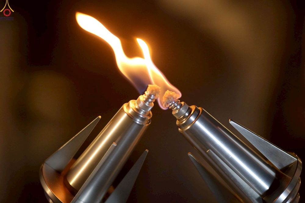 ภาพ No.253654:วันที่ 10 ตุลาคม พ.ศ. 2568 พิธีจุดประทีปบูชาพระผู้ปราบมาร, พิธีจุดประทีปบนพระมหาธรรมกายเจดีย์  20,000 ดวง เนื่องในวันคล้ายวันเกิดครบรอบ 141 ปี พระมงคลเทพมุนี (สด จนฺทสโร)