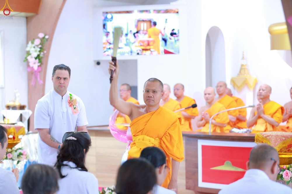 ภาพ No.239699:วันอาทิตย์ ที่ 17 สิงหาคม พ.ศ. 2568 พิธีทอดผ้าป่าฉลองครบรอบ 27 ปี วัดพระธรรมกายซีแอตเติล รัฐวอชิงตัน ประเทศสหรัฐอเมริกา