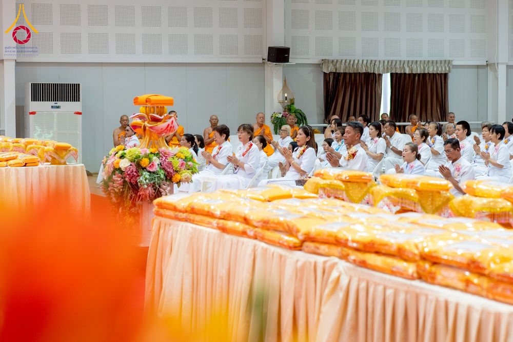 ภาพ No.255052:วันที่ 15 ตุลาคม พ.ศ. 2568 พิธีทอดกฐินสามัคคีประจำปี 2568 บูชาธรรม 81 ปี หลวงพ่อธัมมชโย ณ ศูนย์อบรมเยาวชนกาญจนบุรี