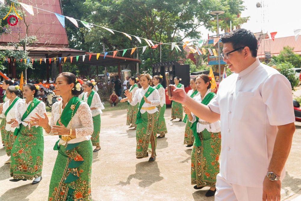 ภาพ No.168403:พิธีทอดกฐิน 4 วัด จ.ปราจีนบุรี โครงการกฐินสามัคคีทั่วไทย 30,000 วัด โดยคณะศิษยานุศิษย์วัดพระธรรมกาย บูชาธรรม 80 ปี หลวงพ่อธัมมชโย วันที่ 26-27 ตุลาคม พ.ศ. 2567