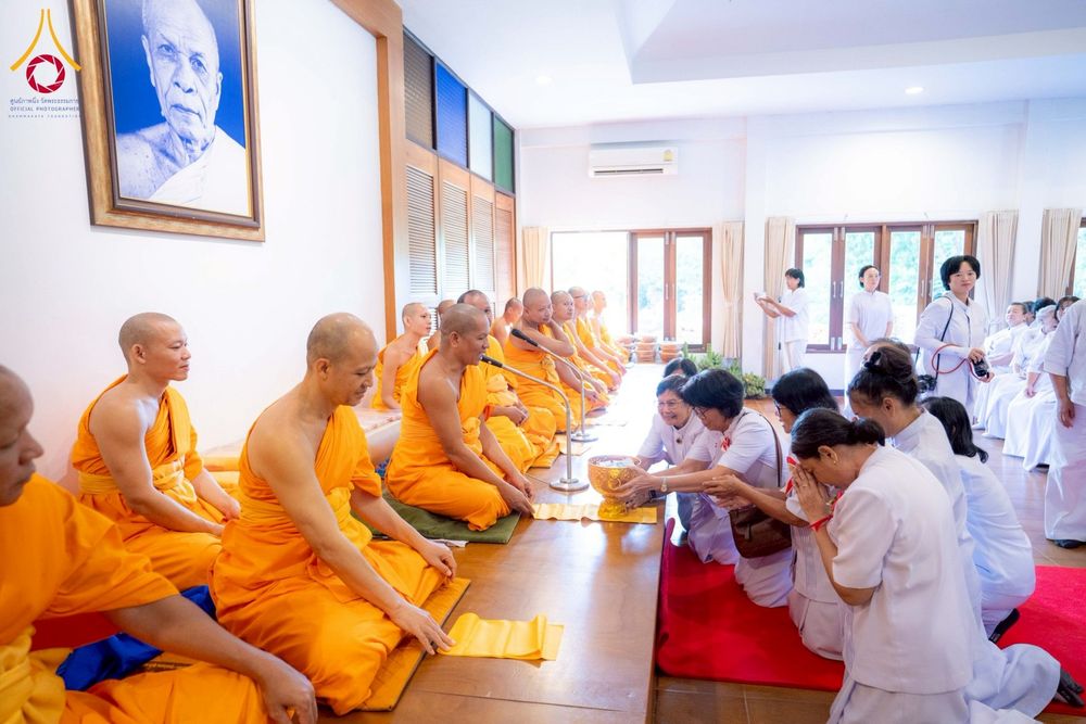 ภาพ No.251091:วันที่ 9 ตุลาคม พ.ศ. 2568 พิธีทอดกฐินประจำปี 2568 ณ ธุดงคสถานอ่างทอง