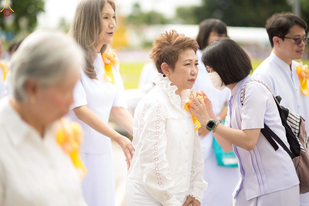 ภาพ No.239778:วันที่ 16-17 สิงหาคม พ.ศ. 2568 การปฏิบัติหน้าที่ของเจ้าหน้าที่ทุกสถานะ เพื่องานพิธีอัญเชิญรูปเหมือนพระมงคลเทพมุนี (สด จันทสโร) และพิธีกดปุ่มอัญเชิญรูปเหมือน พระมงคลเทพมุนี (สด จันทสโร) ณ มหาวิหารแก้วพระมงคลเทพมุนี ศูนย์ปฏิบัติธรรมแก้วเมืองเลย จ.เลย