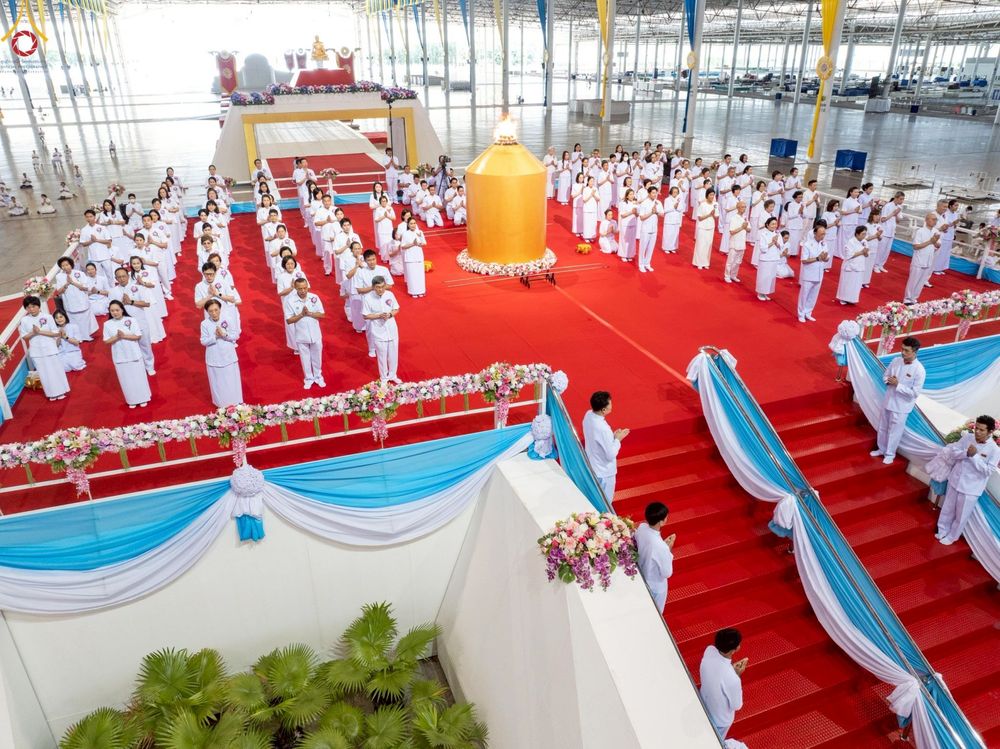 ภาพ No.249540:วันที่ 28 กันยายน พ.ศ. 2568 พิธีจุดเทียนใจ ไฟนิรันด์ อนันตชัย ณ สภาธรรมกายสากล วัดพระธรรมกาย