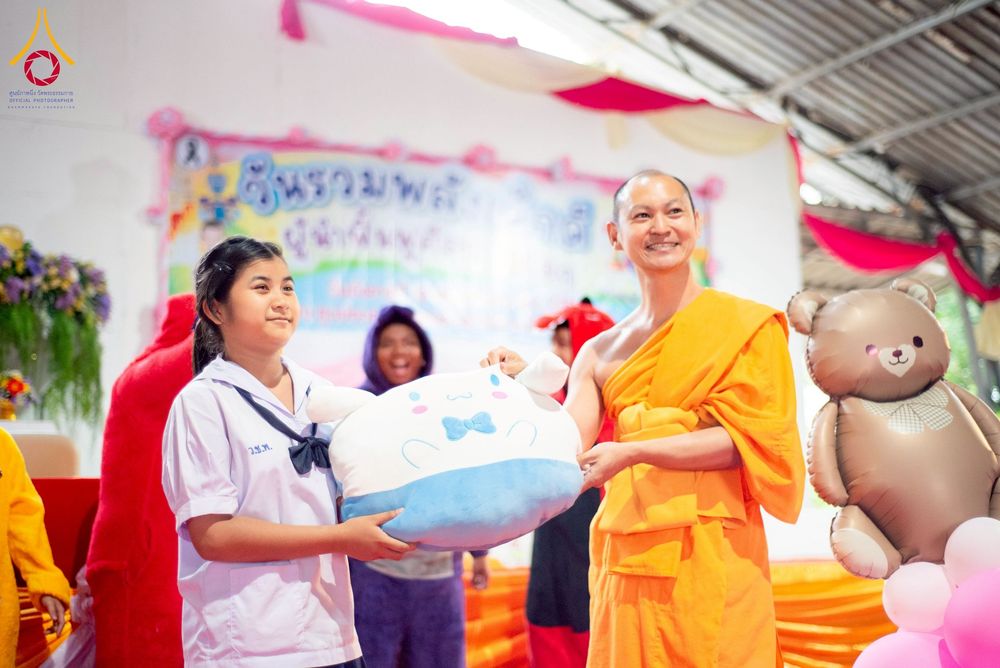 ภาพ No.271271:วันที่ 18 พฤศจิกายน พ.ศ. 2568 รวมพลังเด็กดี V-Star ผู้นำฟื้นฟูศีลธรรมโลก ประจำปี 2568 จังหวัดราชบุรี ณ ศูนย์อบรมเยาวชนผาสุกวนิช