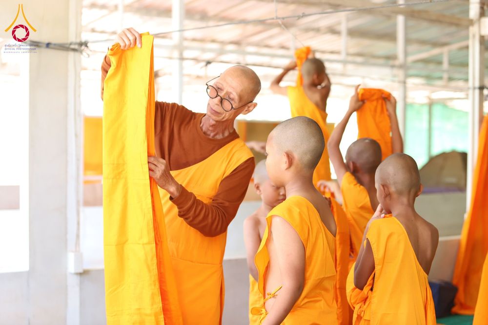 ภาพ No.320632:วันที่ 6-9 เมษายน พ.ศ.2569 สามเณรสวดมนต์ทำวัตรเช้า-เย็น  เข้าฐานกิจกรรม ฝึกUG5 นั่งสมาธิ ปฏิบัติธรรม ณ ศูนย์ปฏิบัติธรรมและศูนย์อบรมเยาวชนเพชรบุรี  ต.ท่าแลง อ.ท่ายาง จ.เพชรบุรี