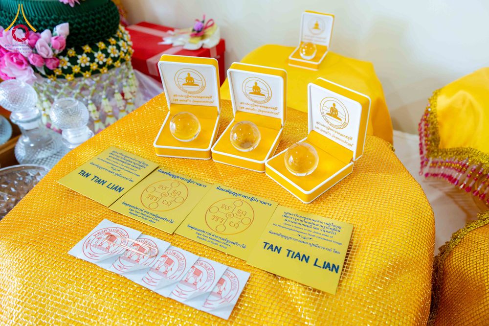 ภาพ No.313314:วันอาทิตย์ที่ 8 มีนาคม พ.ศ. 2569 พิธีสมโภชรูปเหมือนพระมงคลเทพมุนี (สด จนฺทสโร) และพิธีทอดผ้าป่าสามัคคีเพื่อสร้างวิหารพระมงคลเทพมุนี ณ วัดพุทธเคปทาวน์ ประเทศแอฟริกาใต้