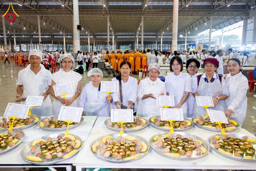 ภาพ No.306837:วันที่ 31 มกราคม พ.ศ. 2569 พิธีถวายภัตตาหารเป็นสังฆทาน แด่พระธรรมยาตรา ณ วัดพระธรรมกาย  จังหวัดปทุมธานี ในโครงการธรรมยาตรา กตัญญูบูชา มหาปูชนียาจารย์ พระมงคลเทพมุนี(สด จนฺทสโร) พระผู้ปราบมาร อนุสรณ์สถาน 7 แห่ง ปีที่ 14