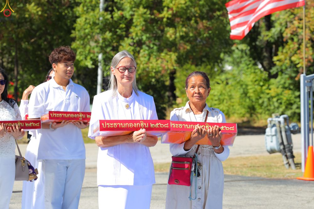 ภาพ No.284395:วันอาทิตย์ที่ 19 ตุลาคม พ.ศ.2568  พิธีทอดกฐินสามัคคี ณ วัดพระธรรมกายเท็กซัส สหรัฐอเมริกา