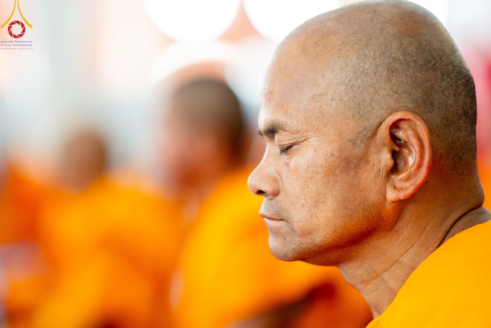 ภาพ No.315233:​วันอาทิตย์ที่ 22 มีนาคม พ.ศ.2569 สามเณรธรรมทายาทเนปาล 500 รูป ฟังธรรม สวดมนต์ ปฏิบัติธรรมร่วมกัน  ณ International Assembly and Meditation Hall Lumbini