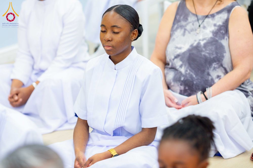 ภาพ No.313249:วันอาทิตย์ที่ 8 มีนาคม พ.ศ. 2569 พิธีสมโภชรูปเหมือนพระมงคลเทพมุนี (สด จนฺทสโร) และพิธีทอดผ้าป่าสามัคคีเพื่อสร้างวิหารพระมงคลเทพมุนี ณ วัดพุทธเคปทาวน์ ประเทศแอฟริกาใต้