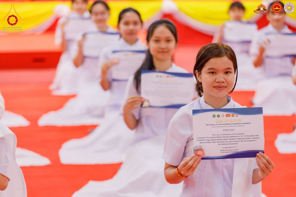 ภาพ No.282151:วันที่ 22 ธันวาคม พ.ศ.2568 พิธีปิดโครงการอบรมอุบาสิการุ่นที่ 1 อินโดนีเซีย