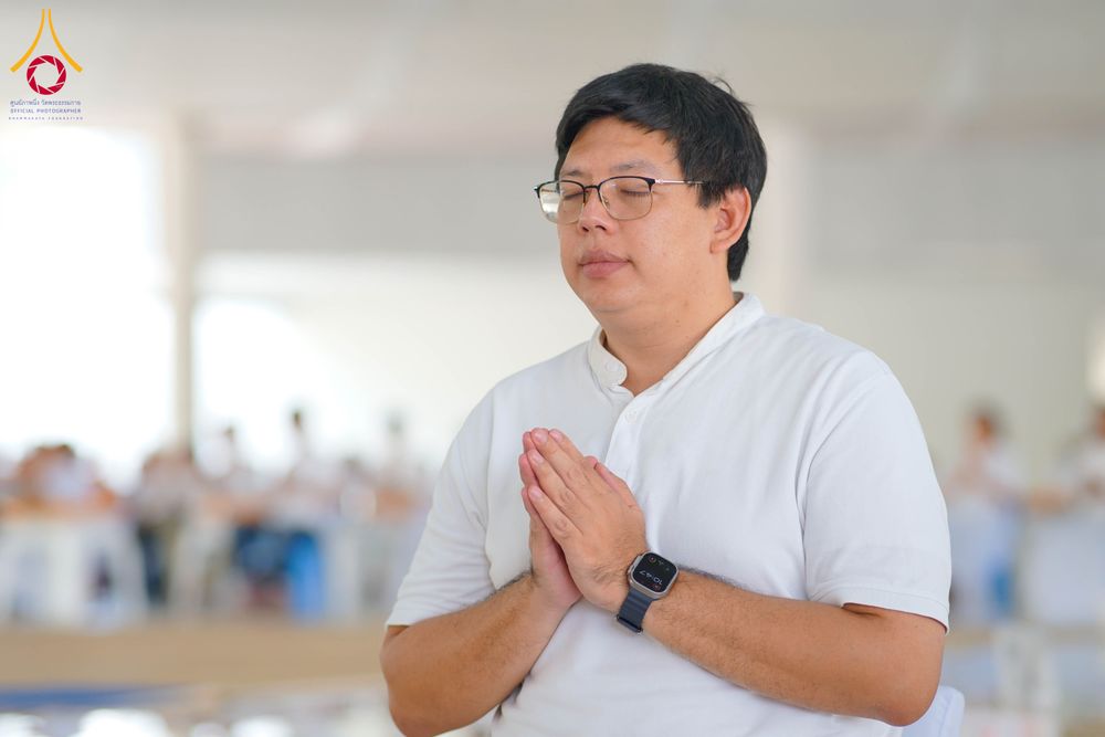 ภาพ No.315447:วันที่ 21 มีนาคม พ.ศ. 2569 พิธีถวายภัตตาหารเมนูสวรรค์ เพื่อการบรรลุธรรม ณ หอฉันคุณยายอาจารย์ฯ วัดพระธรรมกาย