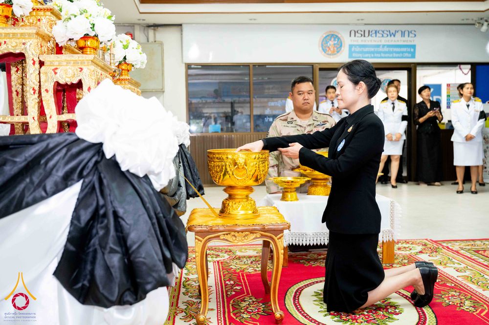 ภาพ No.337209:วันที่ 13-27 มิถุนายน พ.ศ.2569 พสกนิกรอำเภอคลองหลวง จัดพิธีบำเพ็ญกุศลสวดพระอภิธรรม อุทิศถวายพระกุศลแด่สมเด็จพระเจ้าลูกเธอ เจ้าฟ้าพัชรกิติยาภาฯ