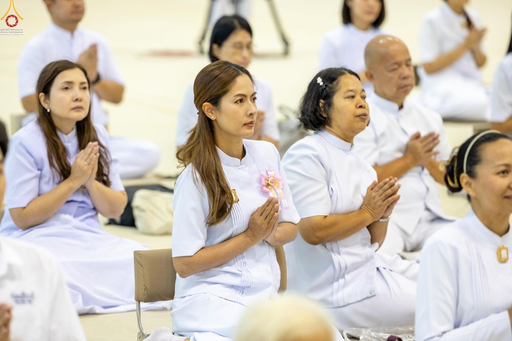 ภาพ No.281080:วันที่ 21 ธันวาคม พ.ศ.2568 พิธีมุทิตาหลวงพ่อทัตตชีโว ณ ห้องแก้วสารพัดนึก วัดพระธรรมกาย