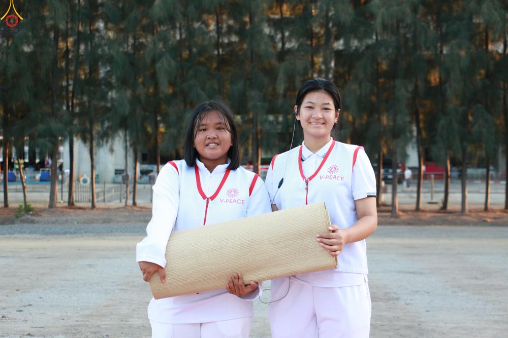 ภาพ No.296051:ภาพเบื้องหลังอาสาสมัครรวมใจ ชุดที่ 1 ในโครงการธรรมยาตรา กตัญญูบูชา มหาปูชนียาจารย์ พระมงคลเทพมุนี(สด จนฺทสโร) พระผู้ปราบมาร อนุสรณ์สถาน 7 แห่ง ปีที่ 14