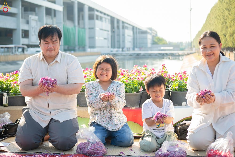 ภาพ No.286813:วันที่ 2 มกราคม พ.ศ.2569 พิธีต้อนรับพระธรรมยาตรา ครั้งที่ 1 (ภาพชุดที่ 2) ณ วัดพระธรรมกาย (วิหารหลวงปู่ - พระมหาธรรมกายเจดีย์)