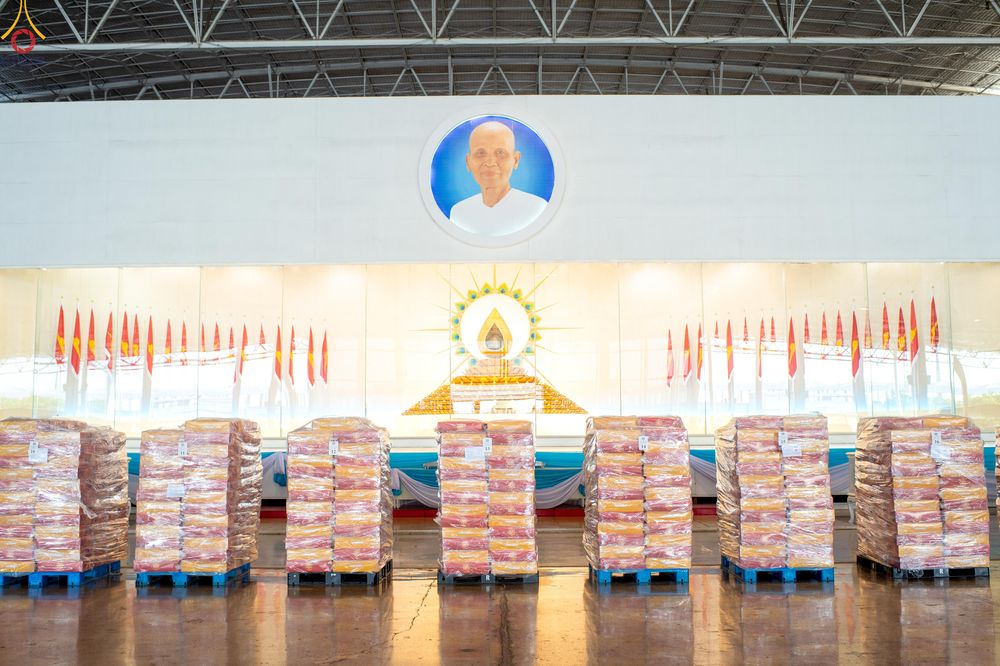 ภาพ No.320597:วันที่ 10 เมษายน พ.ศ.2569 การเตรียมกล่องไทยธรรม เพื่องานถวายมหาสังฆทาน 40,000 กว่าวัดทั่วประเทศ วันคุ้มครองโลก 22 เมษายน พ.ศ.2569 วัดพระธรรมกาย