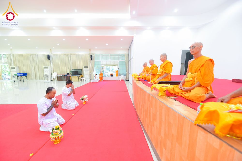 ภาพ No.285109:วันเสาร์ที่ 6 ธันวาคม พ.ศ.2568  พิธีอุปสมบทธรรมทายาท โครงการบรรพชาอุปสมบทหมู่  รุ่นบูชาธรรมมหาปูชนียาจารย์ ประจำปี 2568 ศูนย์ปฏิบัติธรรมและศูนย์อบรมเยาวชนเพชรบุรี อ.ท่ายาง จ.เพชรบุรี ณ วัดศีลคุณาราม อ.เขาย้อย เพชรบุรี