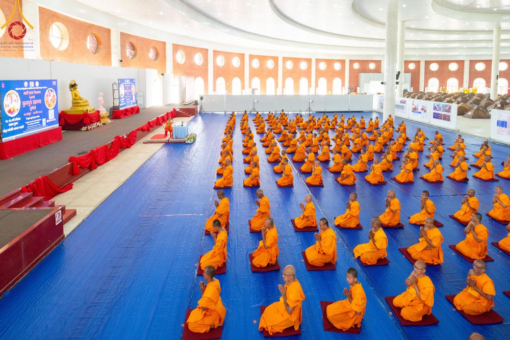 ภาพ No.315255:​วันอาทิตย์ที่ 22 มีนาคม พ.ศ.2569 สามเณรธรรมทายาทเนปาล 500 รูป ฟังธรรม สวดมนต์ ปฏิบัติธรรมร่วมกัน  ณ International Assembly and Meditation Hall Lumbini