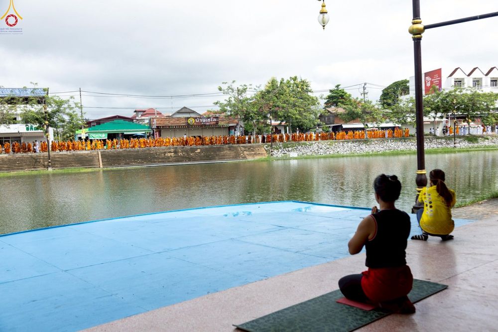ภาพ No.239279:วันอาทิตย์ที่ 17 สิงหาคม พ.ศ. 2568 พิธีอัญเชิญรูปเหมือนพระมงคลเทพมุนี (สด จันทสโร) ณ ศาลากลางจังหวัดเลย ถึงลานพญานาค สวนสาธารณะกุดป่อง อ.เมือง จ.เลย