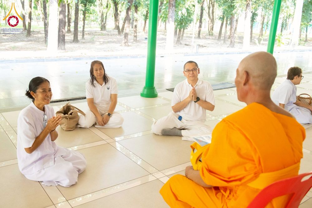 ภาพ No.277830:วันเสาร์ที่ 6 ธันวาคม พ.ศ. 2568 พิธีบรรพชาอุปสมบทและพิธีถวายบาตร โครงการอุปสมบทบูชาธรรมมหาปูชนียาจารย์ ประจำปี พ.ศ.2568 โครงการบวชพระนานาชาติ AEC และ WAB รุ่น CEO (นักบริหาร) รุ่นที่ 5 ณ มหาธรรมกายเจดีย์ วัดพระธรรมกาย