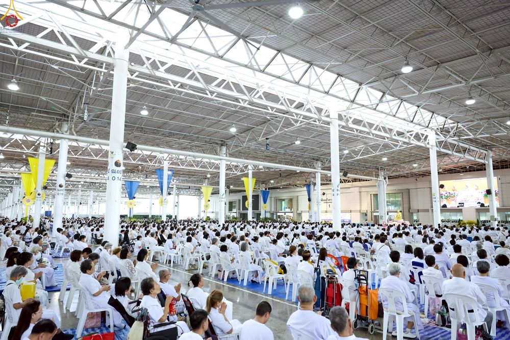 ภาพ No.243708:วันอาทิตย์ที่ 7 กันยายน พ.ศ. 2568 พิธีบูชาครูผู้ค้นพบวิชชาธรรมกาย , พิธีบูชาข้าวพระ ณ สภาธรรมกายสากล วัดพระธรรมกาย