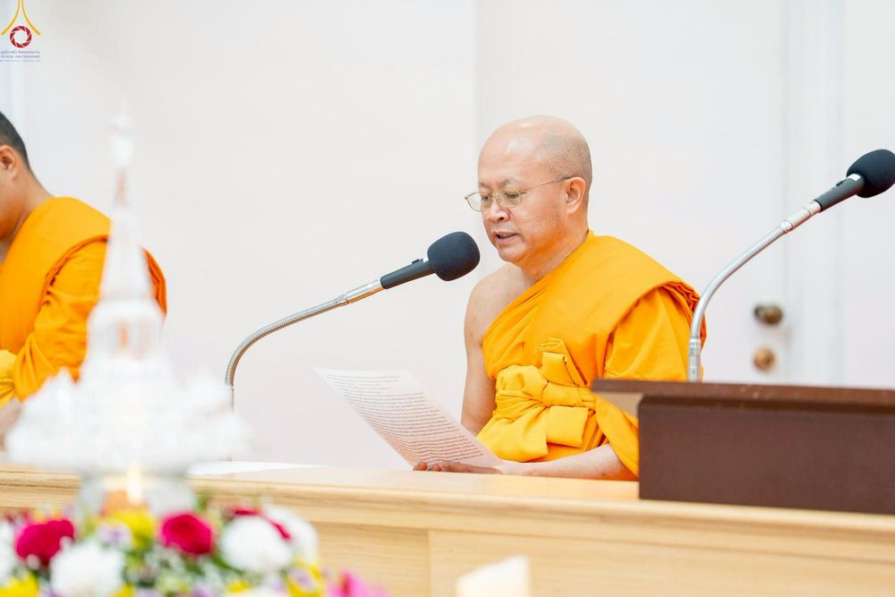 ภาพ No.252341:วันที่ 4-5 ตุลาคม พ.ศ. 2568  วัดพระธรรมกายแคลิฟอร์เนีย ประเทศสหรัฐอเมริกา ได้จัดพิธีตัดปอยผม โดยคณะสงฆ์ ญาติ ๆ และสาธุชน ให้กับนาคธรรมทายาท 8 ท่าน และได้จัดพิธีบรรพชา-อุปสมบท ฉลองพิธีทอดกฐินบรมจักรพรรดิ สร้างอุโบสถ 82 ปี บูชาธรรมหลวงพ่อธัมมชโย