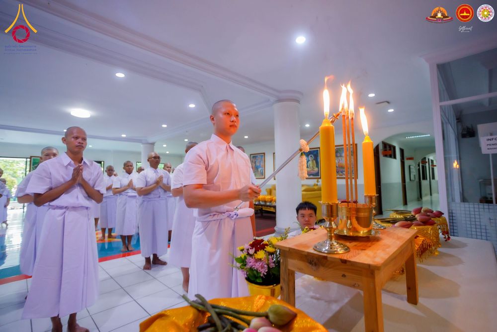 ภาพ No.283616:วันเสาร์ที่ 20 ธันวาคม  2568 พิธีบรรพชาสามเณร ณ ประเทศอินโดนีเซีย